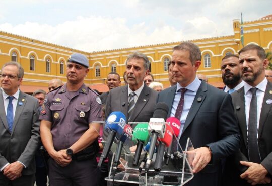 Delegado nico e derrite ssp