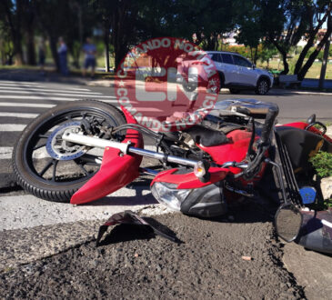 Motociclista quebra o pé rua gemaro de frnça cópia cópia