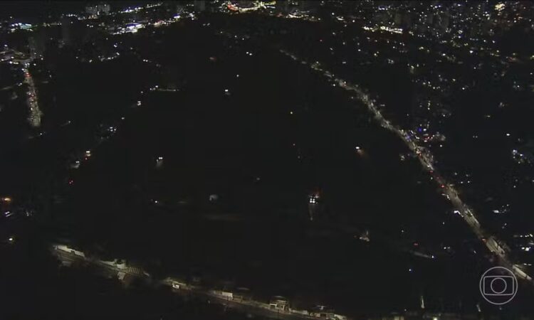 Sem luz são paulo tempestade