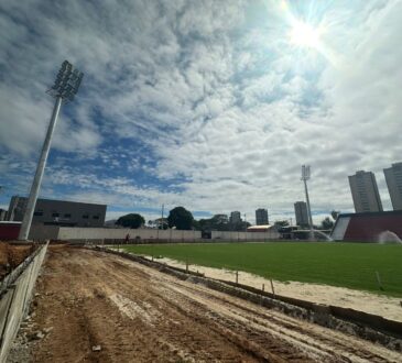 Torre de iluminação primavera