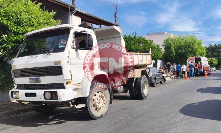 Caminhão na contramão fere motociclista 1