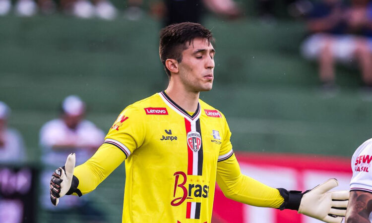 Goleiro rodrigo menezes bigas `primavera cópia