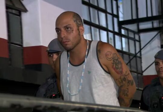 Homem esfaqueia ex e mata namorada da ex