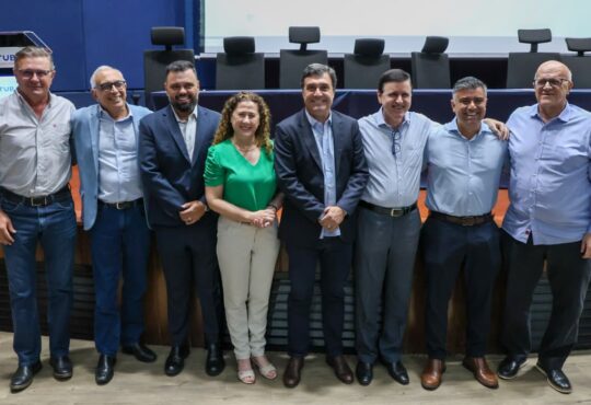 Secretários de indaiatuba leonardo cruz