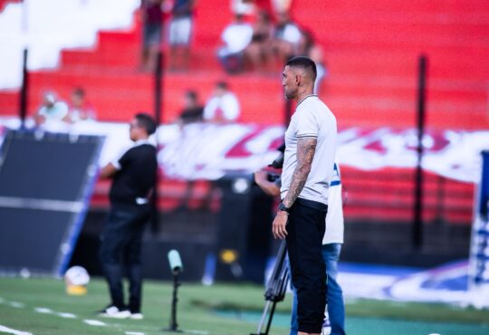 Tecnico marque foto taina primavera