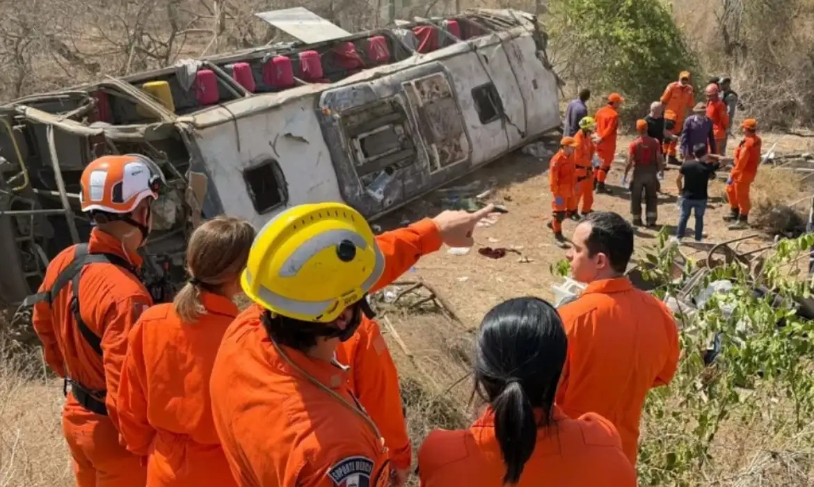 Acidentes com romeiros mata 15 em alagoas