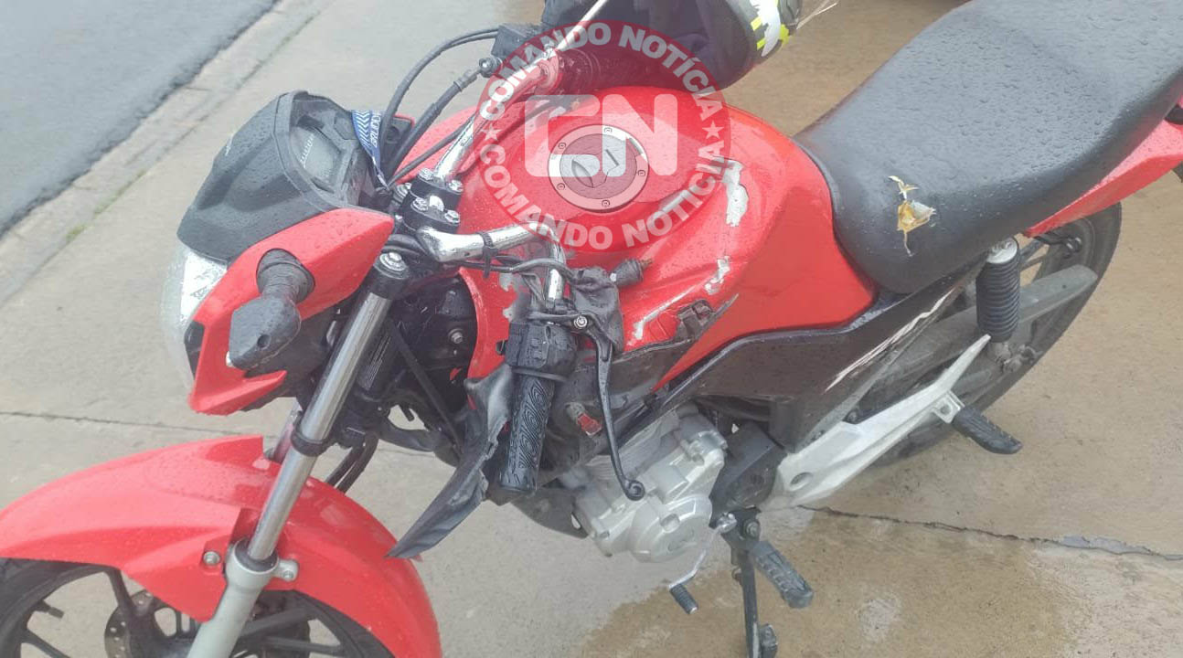 Batida moto em carro campo bonito