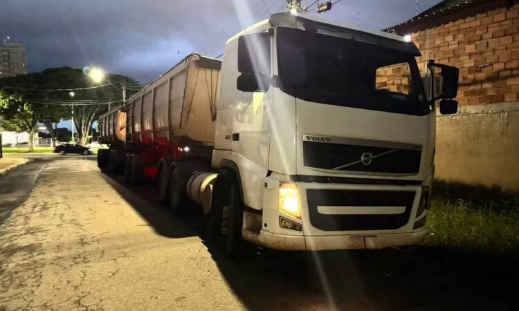 Carreta tranportava cocaina em americana dise cópia