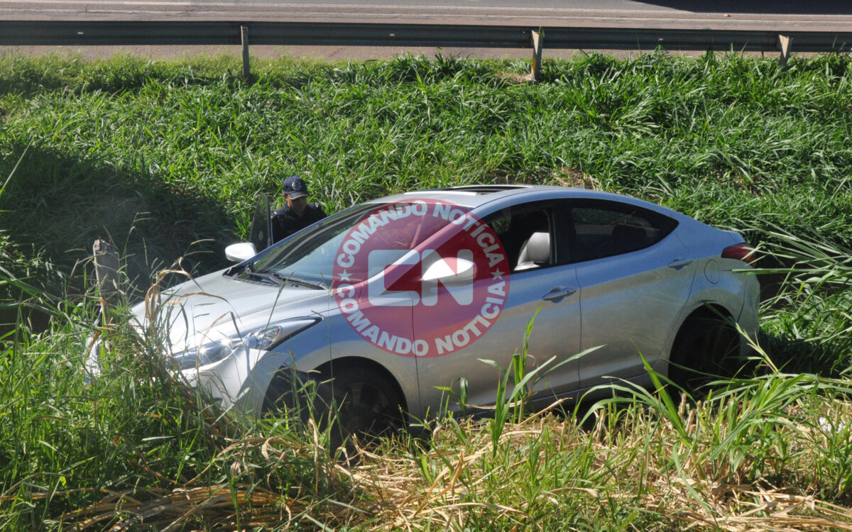 Hb20 cai em ribanceira