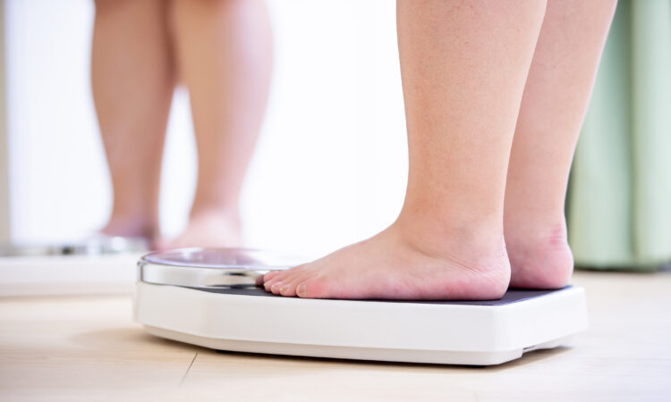 Plus size girl measure weight