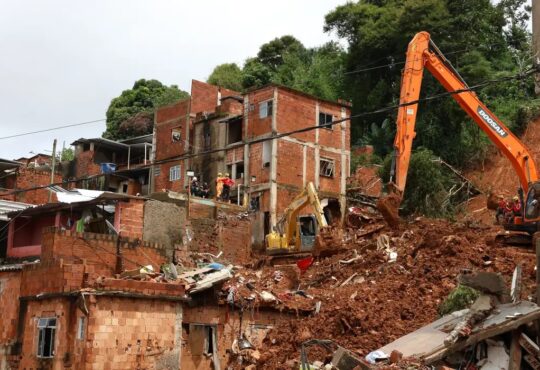 Rovena rosa chuvas em minas gerais