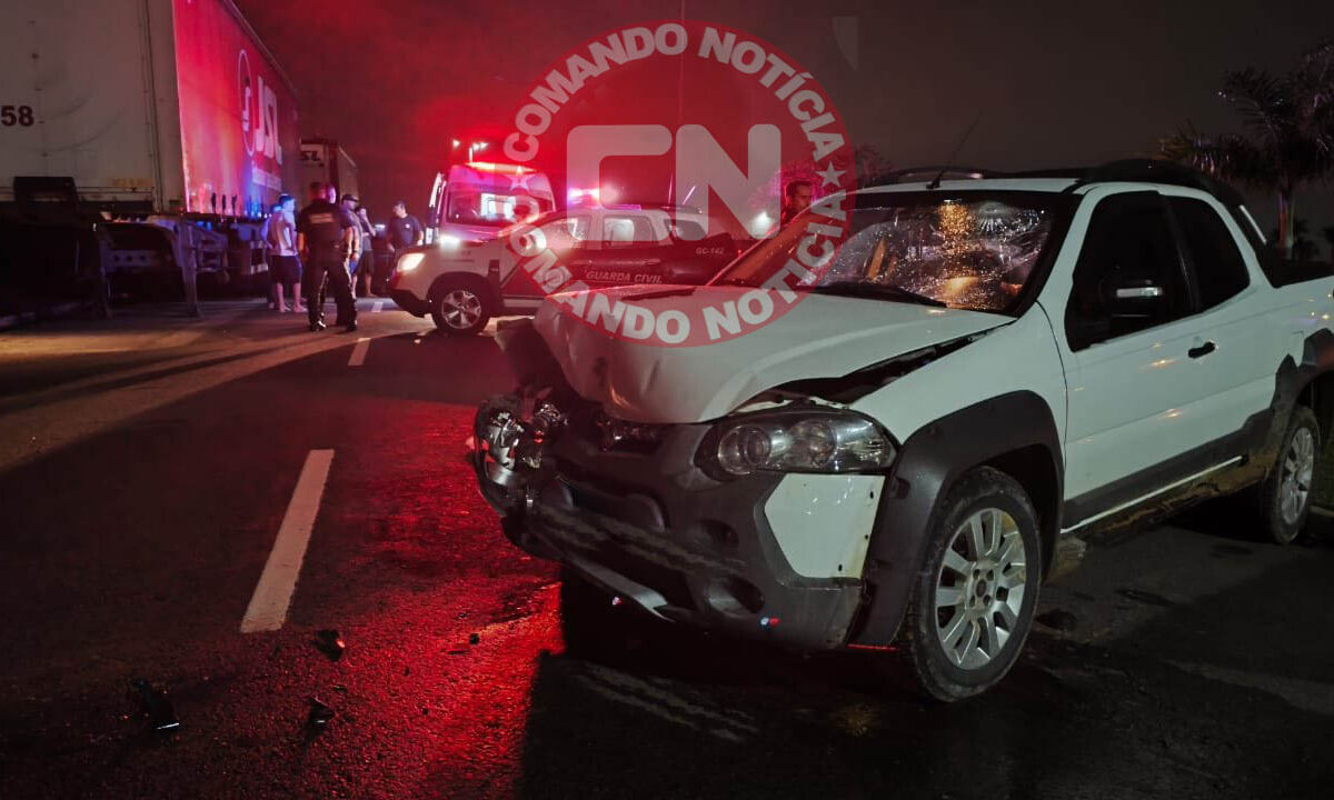 Strda bate em carreta jsl fere tio sobrinho