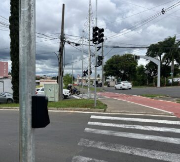 Semafaro pedestre fiec luan ribeiro