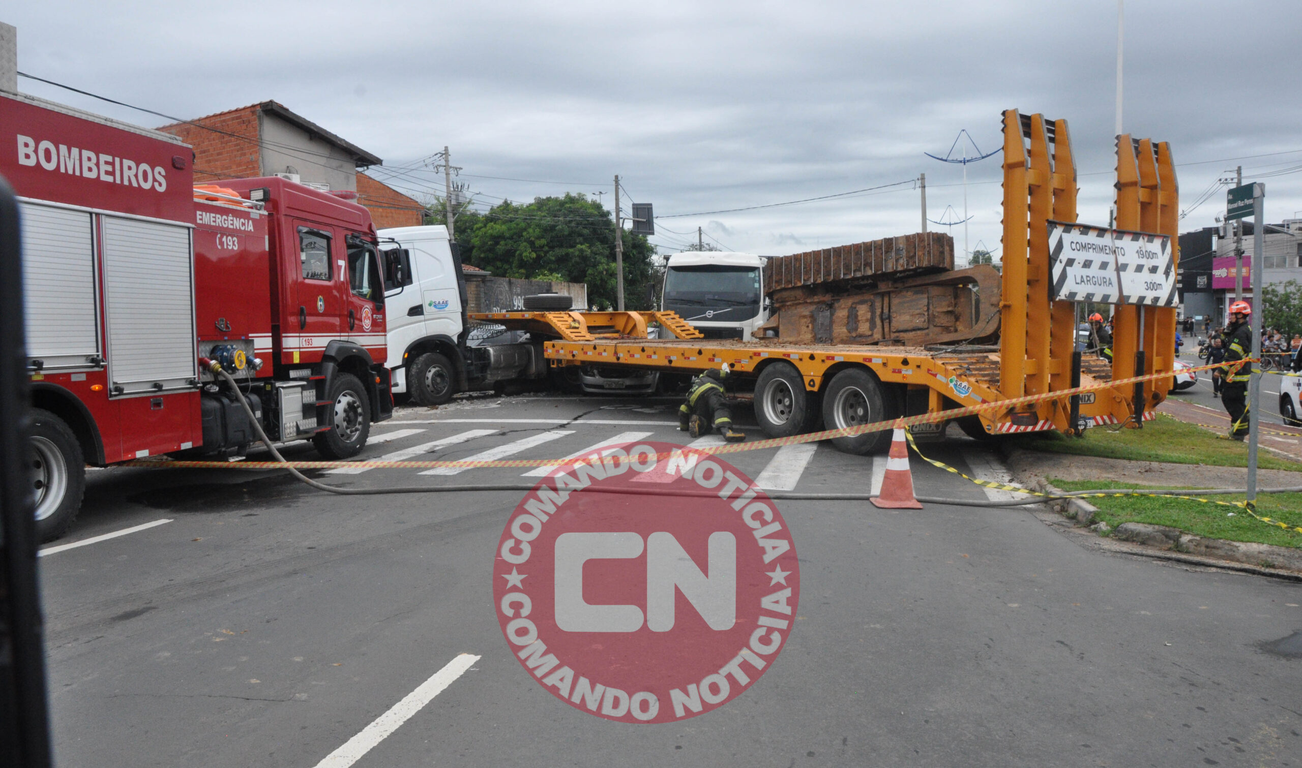 Trator cai em carro e mata homem 5