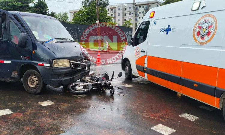 Acidente moto e van manoel ruz peres