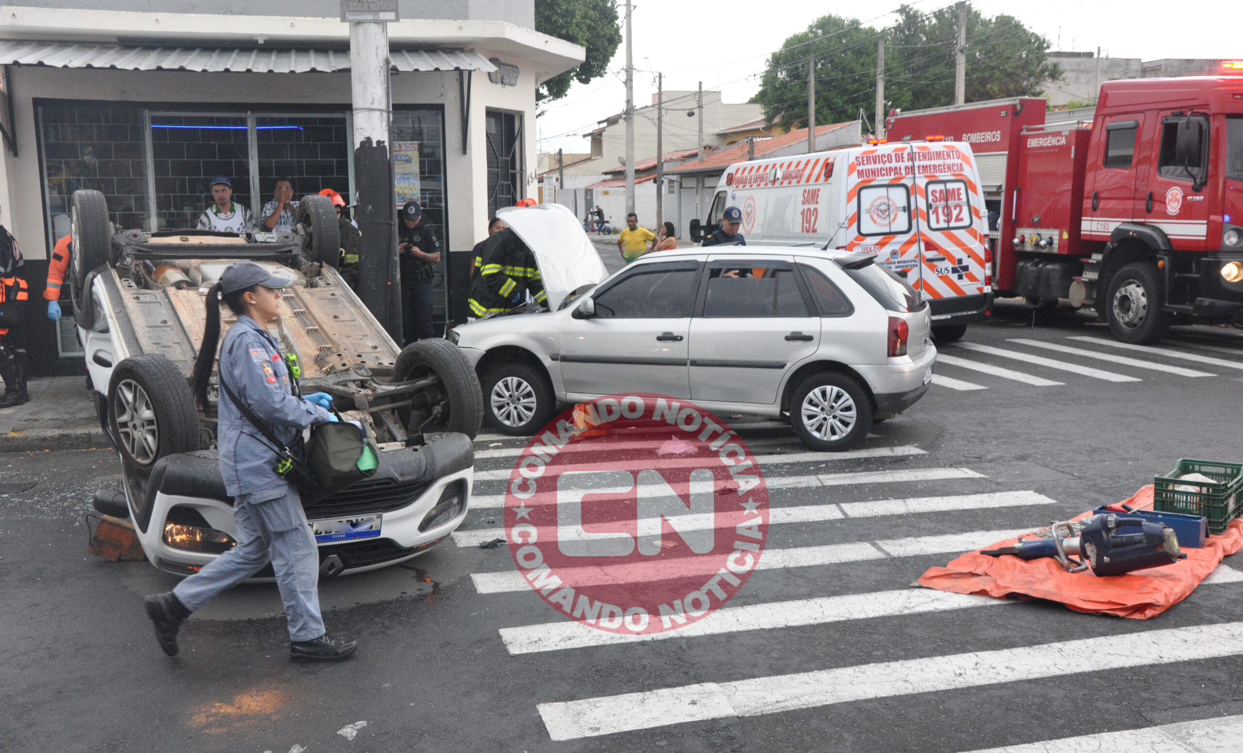 Batida no california dois carros 5