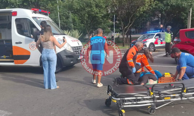 ColisÃo carro moto eletrica jd pompeia