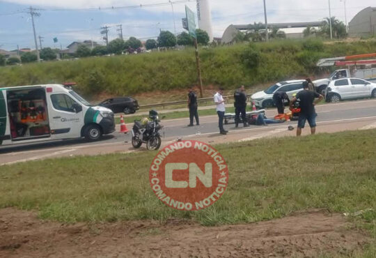 ColisÃo moto sp 75 fere 2 km 53