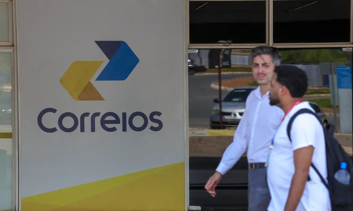 Fabio rodrigues pozzebom correios