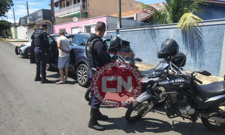 Gcm recupera carro furtado de estacionamento