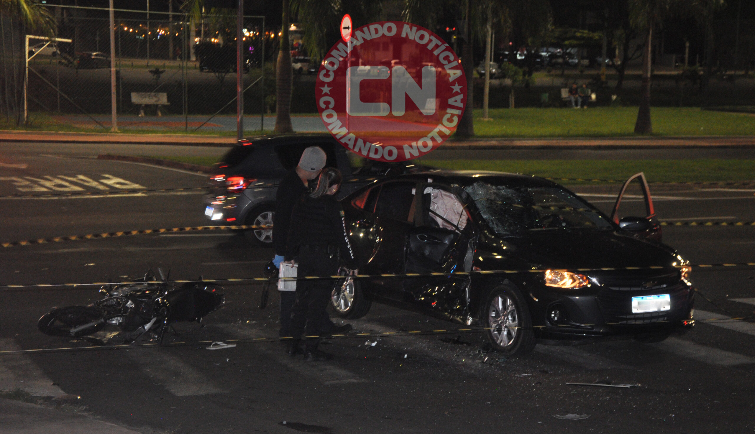 Jovem em moto morre tancredo