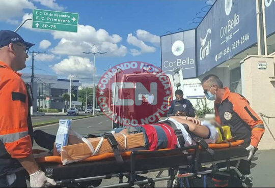 Motos colidem na vargas