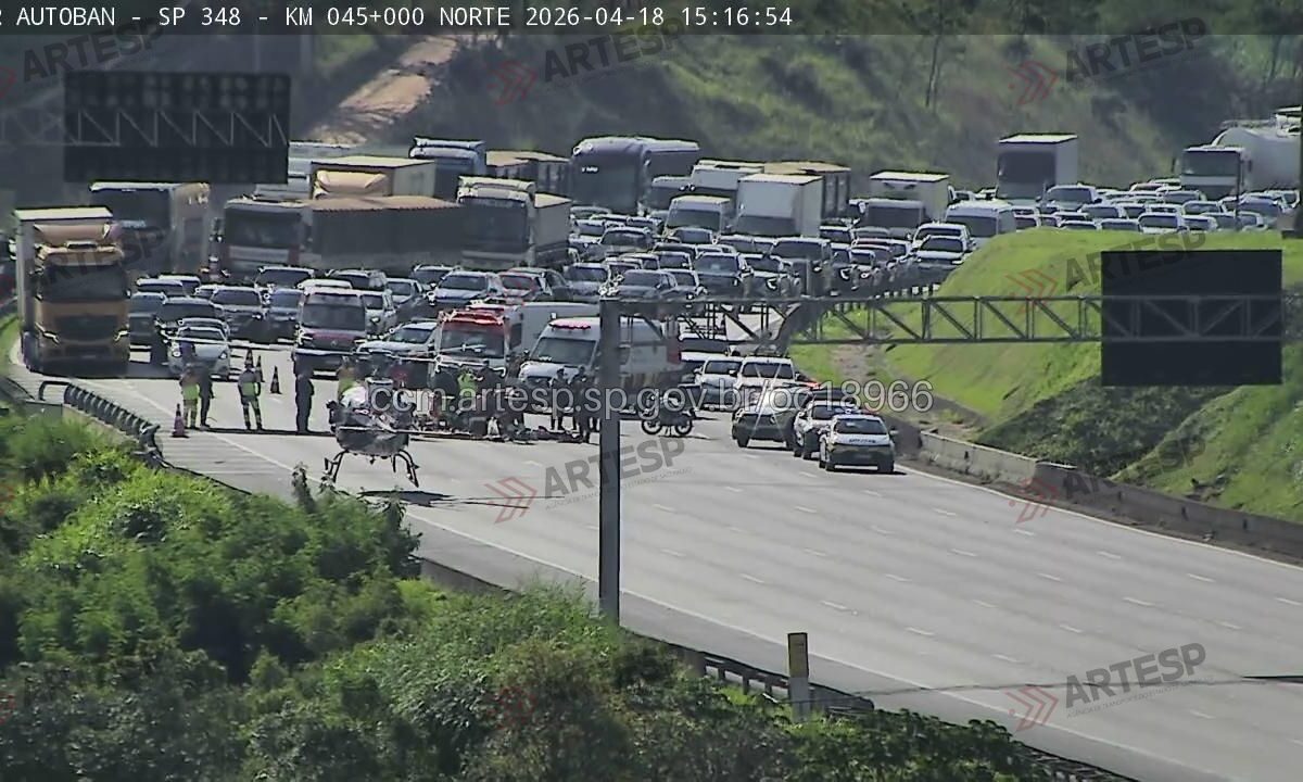 Acidenet envolve 6 carros bandeirantes jundiaí