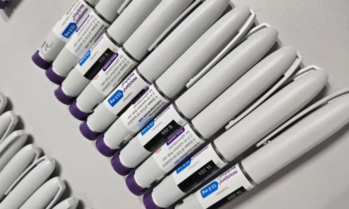 Canetas emagrecedoras receita federal