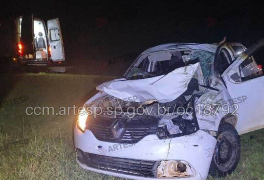 Capotamento logan boituva