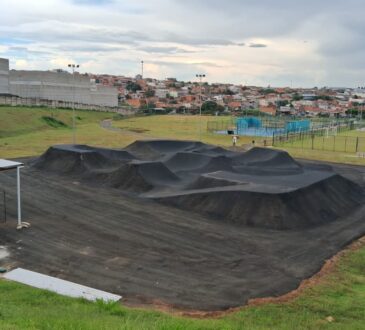 Pista pump track rei pele