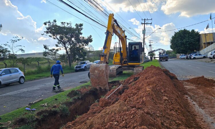 Saae troca adutora santoro mirone