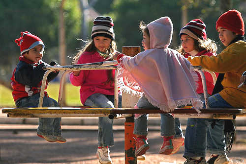 Criancas agasalhadas