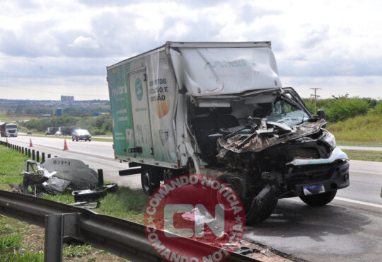 Ajudante morre colisÃo sp 75 salto 2