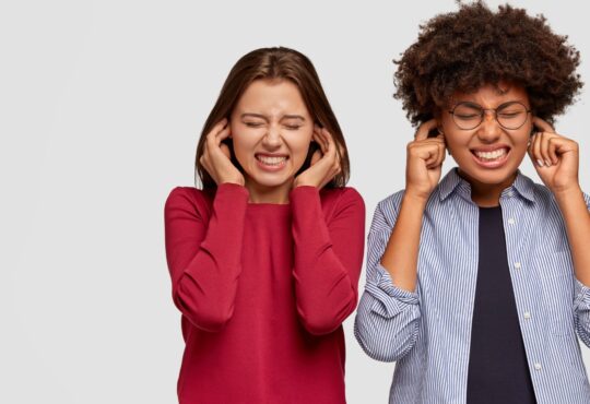 Audição comprometida