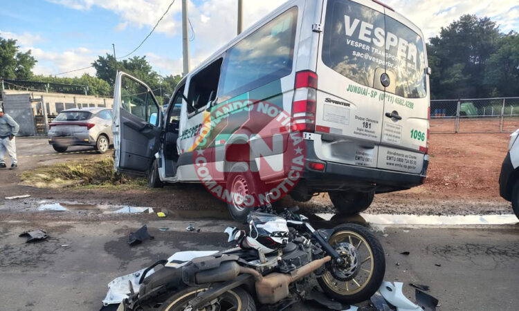 ColisÃo moto e van casa blanca 3