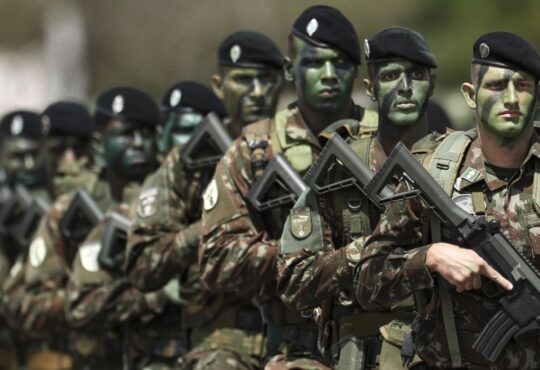 Exercito marcelo camargo
