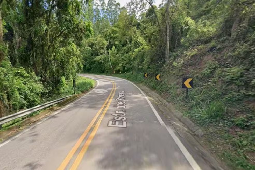 Estrada dos romeiros em cabreuva