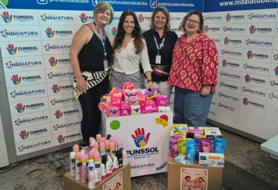 Funssol recebe material higienico feminino