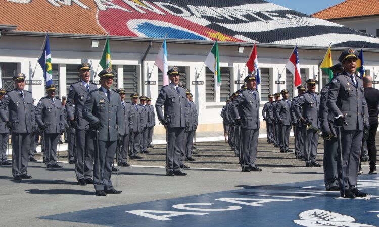 Oficiais da pm de sp barro branco