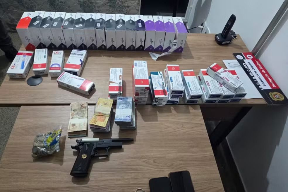 Roubo a farmacia canetas pm