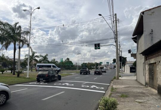 Semaforo marginal do parque e edmilton marconi jd tancredo