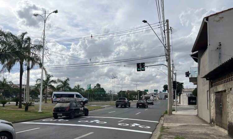 Semaforo marginal do parque e edmilton marconi jd tancredo