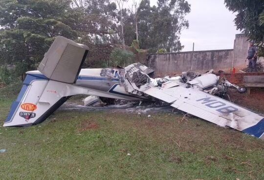 Avião cai em marília dedesa civil