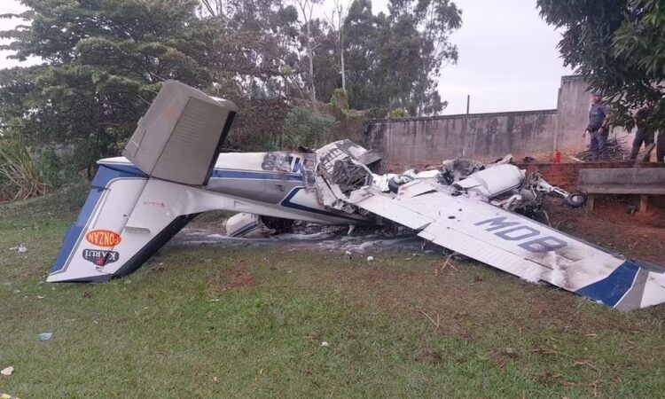 Avião cai em marília dedesa civil