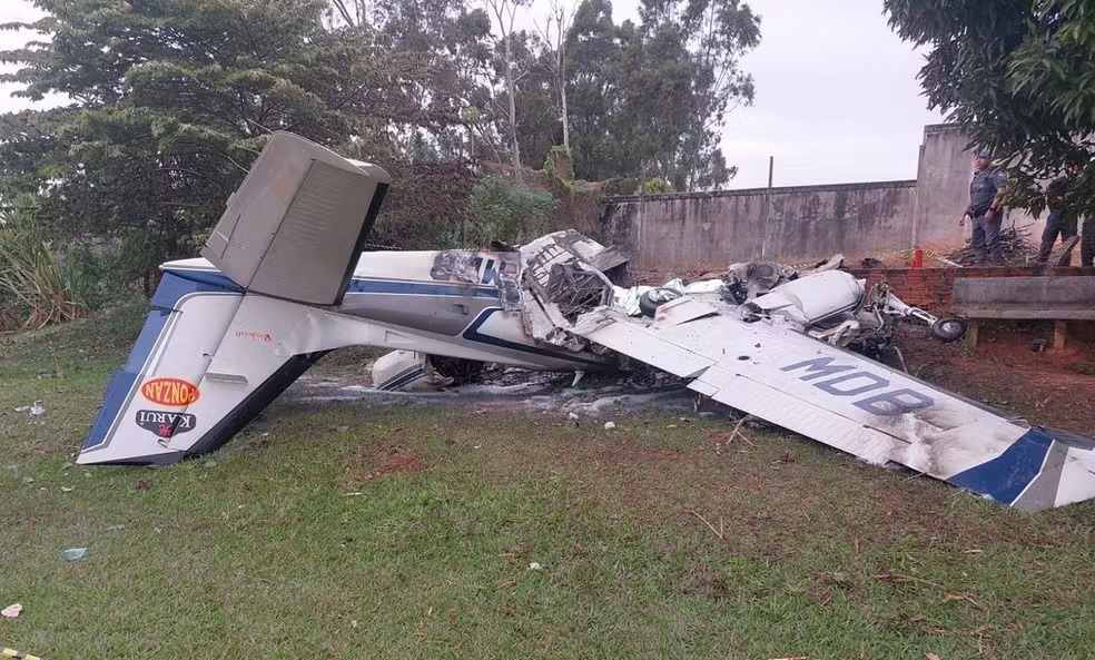 Avião cai em marília dedesa civil