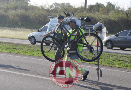 ColisÃo bike e moto km 54 1
