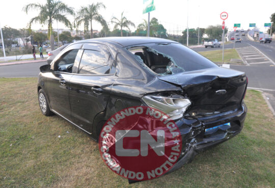 ColisÃo motos e carro tancredo