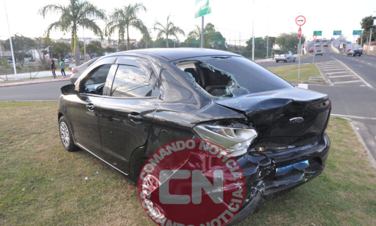 ColisÃo motos e carro tancredo