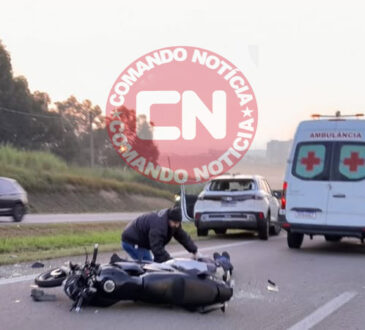 Moto colide traseura de carro sp em salto