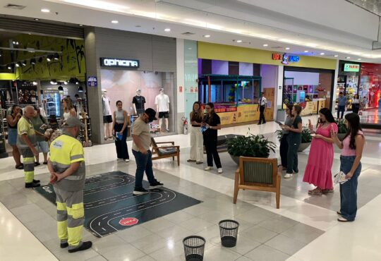 Óculos simulador de embriaguez no parque das bandeiras shopping, em campinas (1)